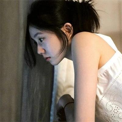 口红